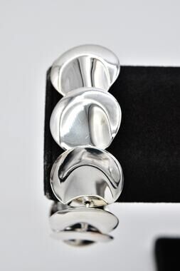 Vintage NOS Silver Tone Sculpted Round Disc Link Wide Statement Bracelet 80s NS9